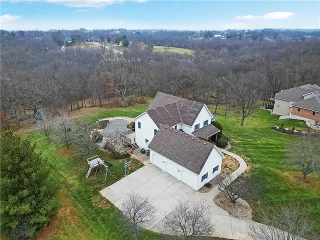 $950,000 | 16410 Northeast 121st Terrace, Kearney, MO 64060