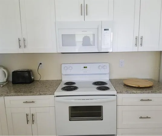 $1,700 | 12090 Malaga Avenue, North Port, FL 34287