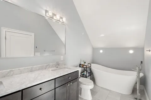 $3,850,000 | 90 Columbia Street, Unit U90, Brookline, MA 02446