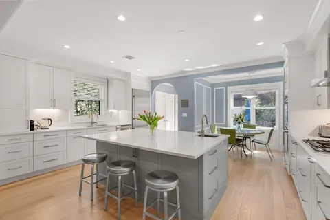 $3,850,000 | 90 Columbia Street, Unit U90, Brookline, MA 02446