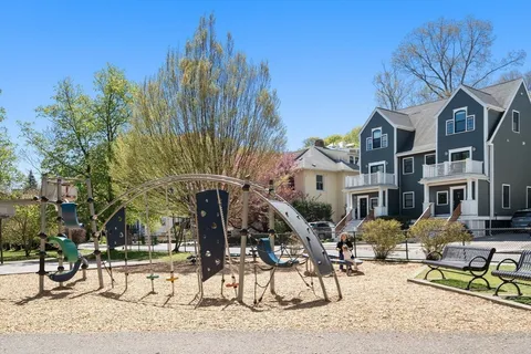 $3,850,000 | 90 Columbia Street, Unit U90, Brookline, MA 02446