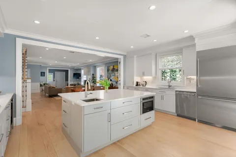 $3,850,000 | 90 Columbia Street, Unit U90, Brookline, MA 02446