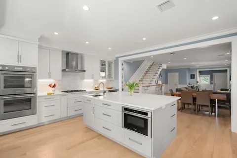 $3,850,000 | 90 Columbia Street, Unit U90, Brookline, MA 02446