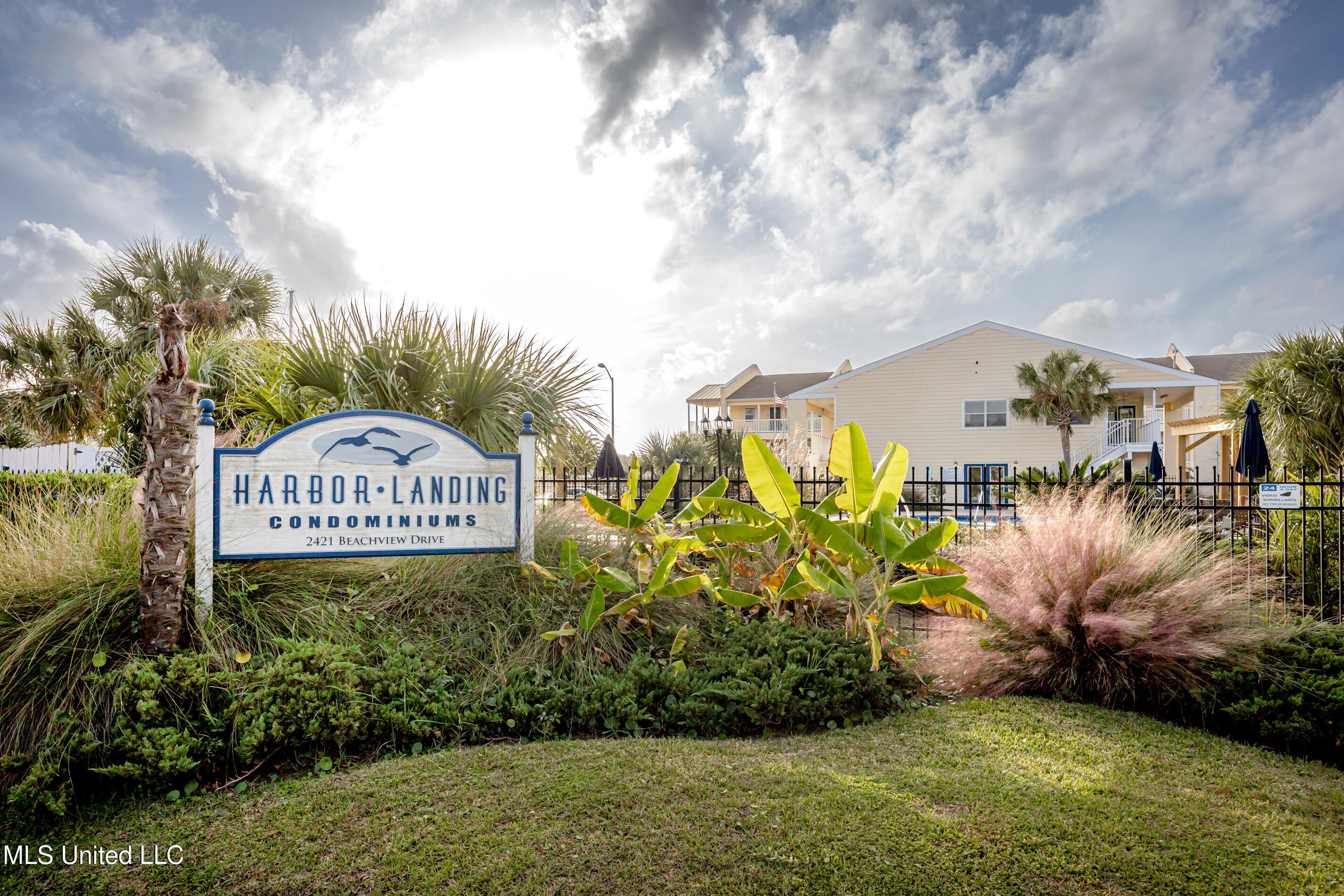 2421 Beachview Drive, Unit F16 Ocean Springs, MS 39564 - Photo 41 of 70 IMG_0235