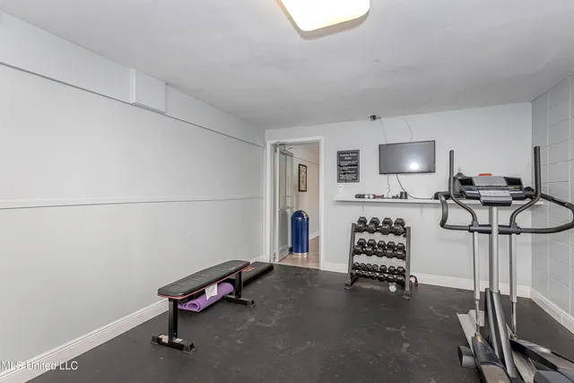 $239,900 | 2421 Beachview Drive, Unit F16, Ocean Springs, MS 39564