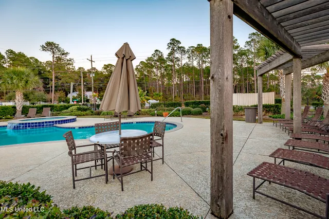 $239,900 | 2421 Beachview Drive, Unit F16, Ocean Springs, MS 39564