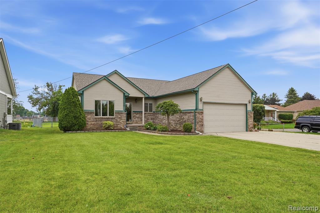 9210 Newburgh Road Livonia, MI 48150 - Photo 1 of 27