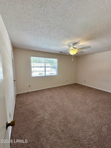 $1,575 | 900 State Rd S-7-297, Unit G4, Beaufort, SC 29902