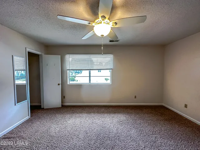 $1,575 | 900 State Rd S-7-297, Unit G4, Beaufort, SC 29902