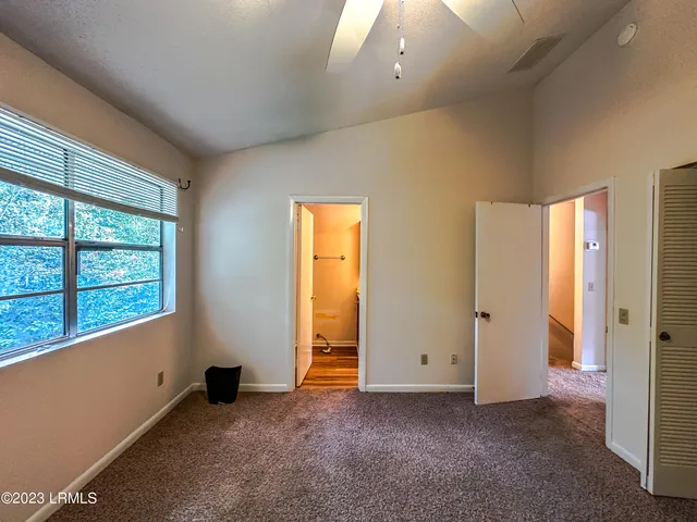 $1,575 | 900 State Rd S-7-297, Unit G4, Beaufort, SC 29902