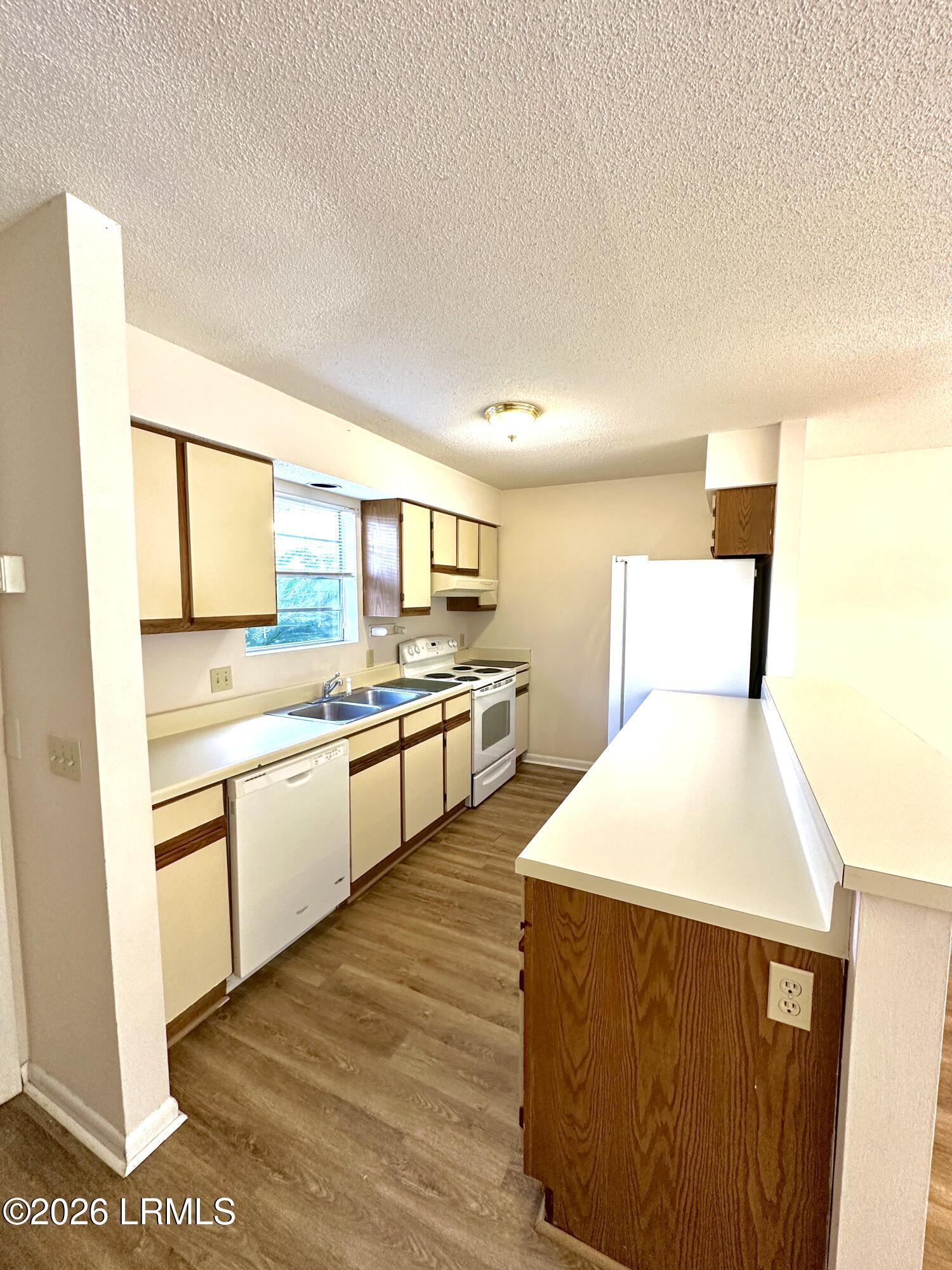 900 State Rd S-7-297, Unit G4 Beaufort, SC 29902 - Photo 24 of 37 IMG_5261