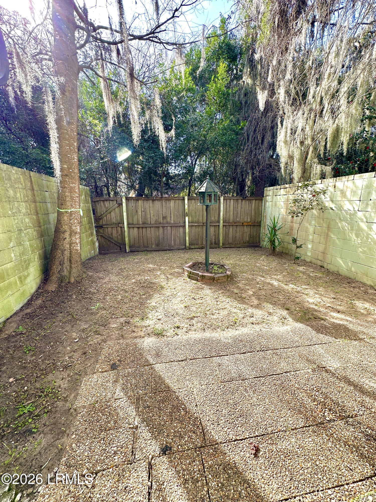900 State Rd S-7-297, Unit G4 Beaufort, SC 29902 - Photo 7 of 37 IMG_5252