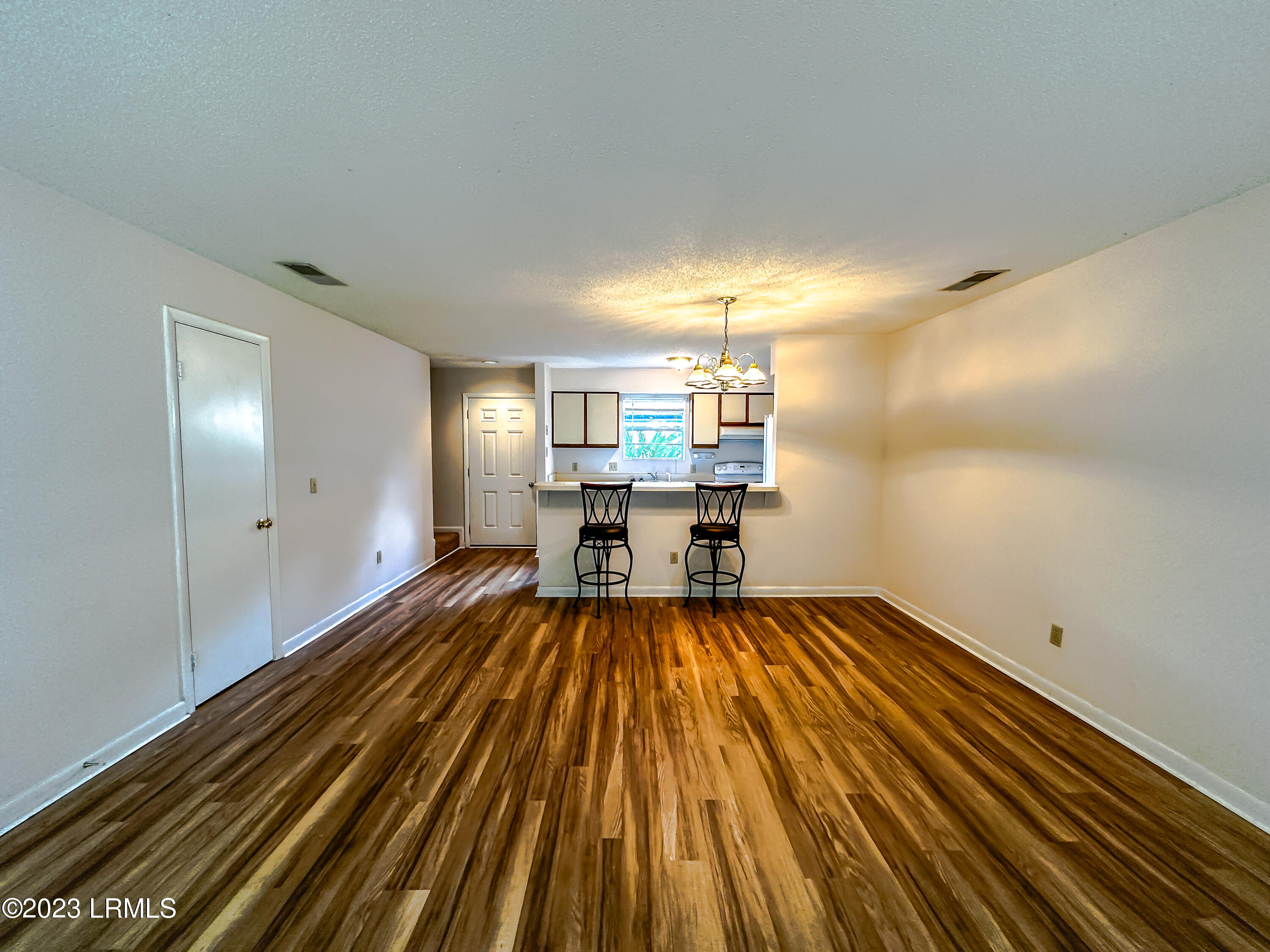 900 State Rd S-7-297, Unit G4 Beaufort, SC 29902 - Photo 9 of 23 IMG_2596