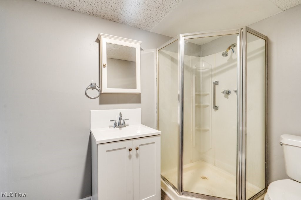 29972 Regent Road Wickliffe, OH 44092 - Photo 20 of 27 Gallery Image 20
