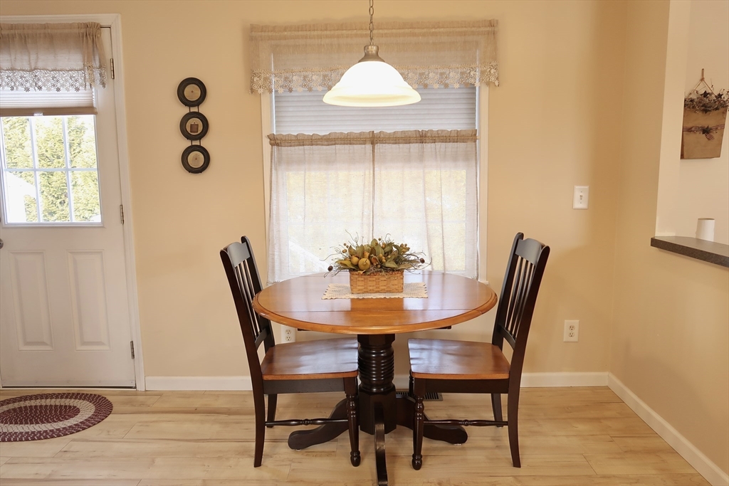 11 Settlers Road Taunton, MA 02780 - Photo 20 of 27