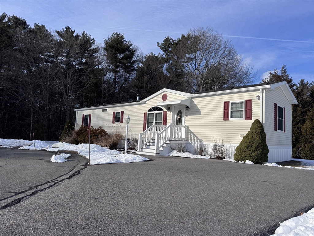 11 Settlers Road Taunton, MA 02780 - Photo 23 of 27