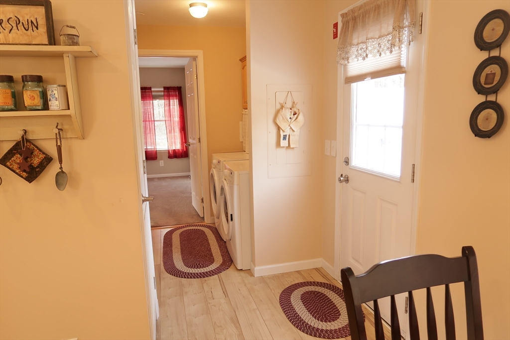 11 Settlers Road Taunton, MA 02780 - Photo 10 of 27