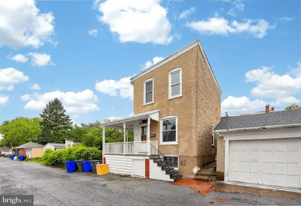 $1,700 | 24 East 5th Street, Pottstown, PA 19464