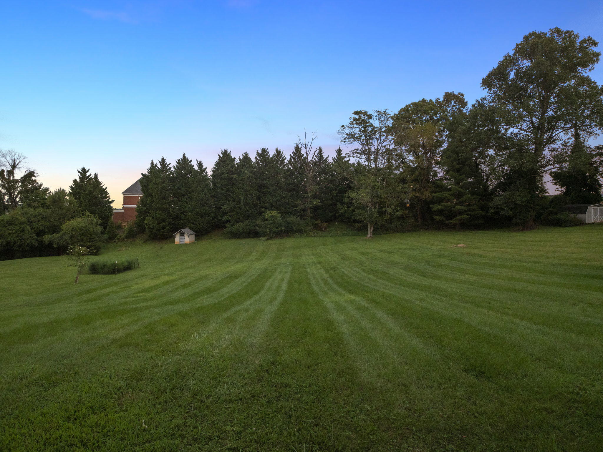 5228 Rosecliff Road Roanoke, VA 24018 - Photo 28 of 32 Yard