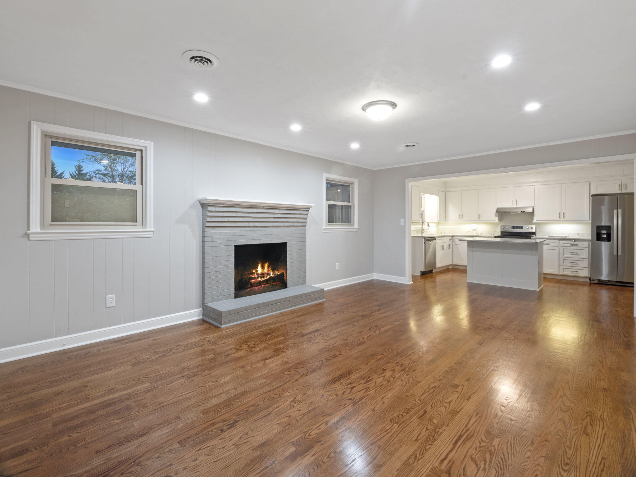 5228 Rosecliff Road Roanoke, VA 24018 - Photo 7 of 32 Family Room to Kitchen