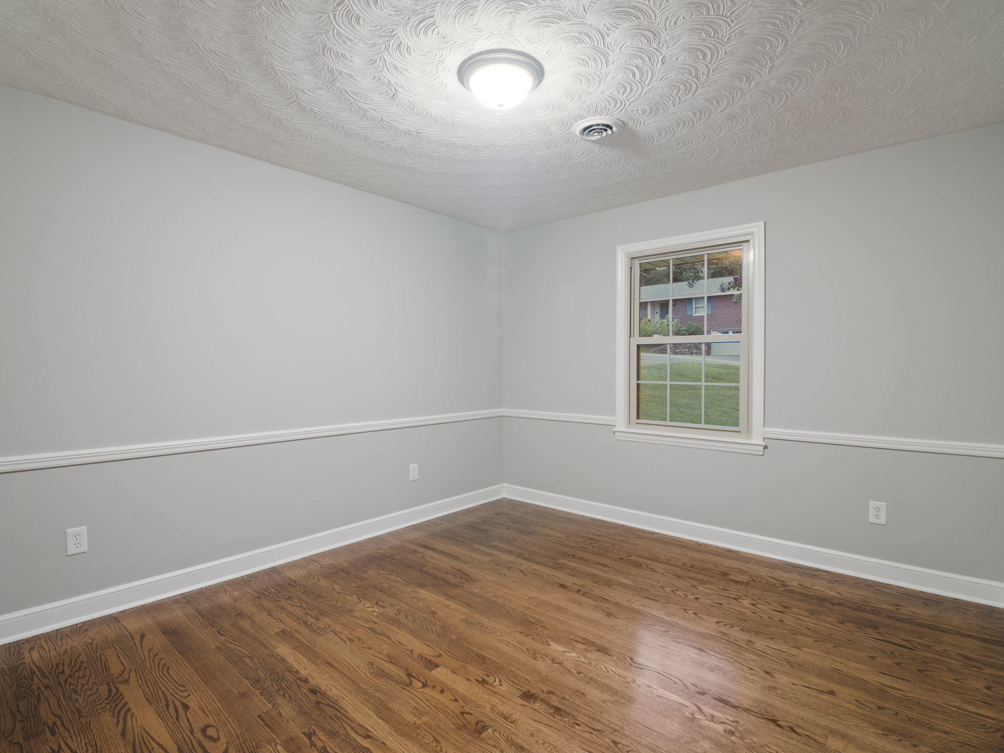 5228 Rosecliff Road Roanoke, VA 24018 - Photo 10 of 32 Bedroom