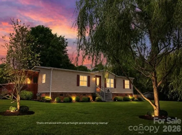 $300,000 | 232 Summertree Drive, Troutman, NC 28166