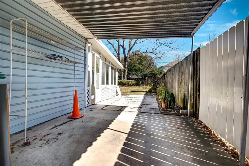 1316 Zora Street Houston, TX 77055 - Photo 21 of 24