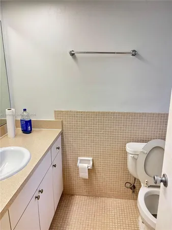 $1,760 | 7310 Southwest 82nd Street, Unit A219, Miami, FL 33143