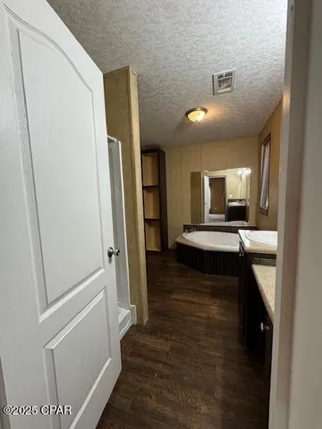 $199,000 | 14927 Northwest Red Oak, Altha, FL 32421