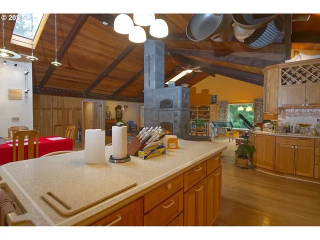 $940,000 | 24304 Northeast Richards Road, Brush Prairie, WA 98606