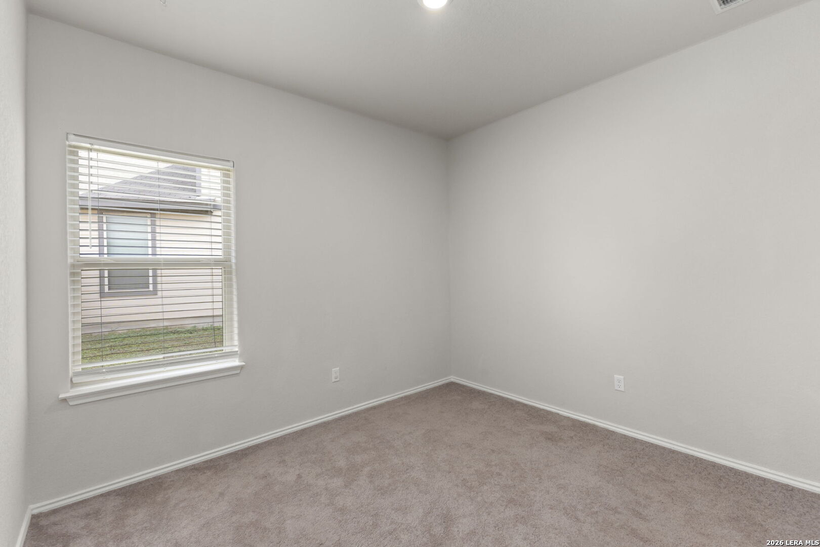 10019 Rancho Real Road San Antonio, TX 78224 - Photo 14 of 17