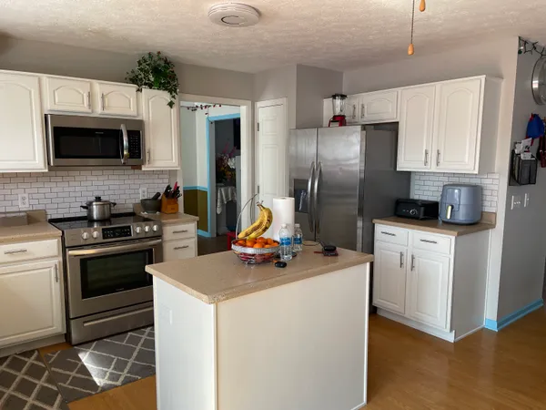 $309,999 | 6951 Governors Point Boulevard, Indianapolis, IN 46217