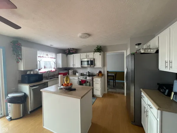 $309,999 | 6951 Governors Point Boulevard, Indianapolis, IN 46217