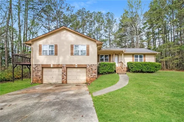 $1,300 | 307 Hamilton Glenn, Unit 305, Stockbridge, GA 30281