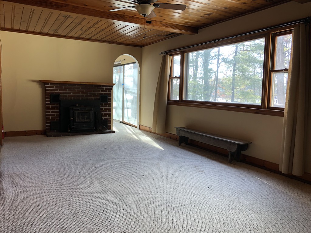 435 Townsend Harbor Road Lunenburg, MA 01462 - Photo 8 of 25 Gallery Image 8