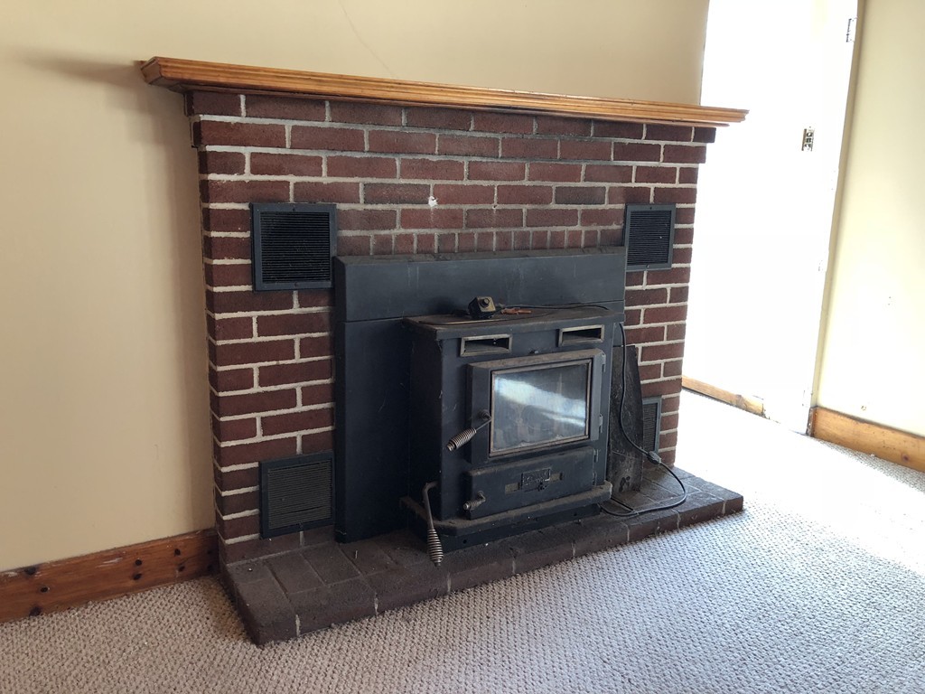 435 Townsend Harbor Road Lunenburg, MA 01462 - Photo 9 of 25 Gallery Image 9