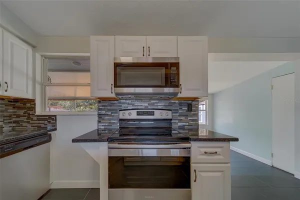 $2,500 | 11128 116th Street, Largo, FL 33778