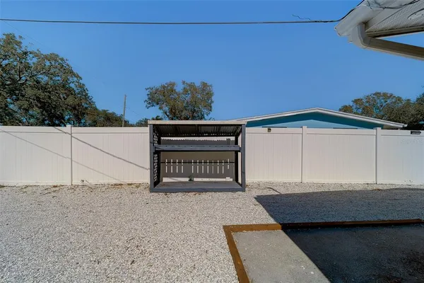 $2,500 | 11128 116th Street, Largo, FL 33778