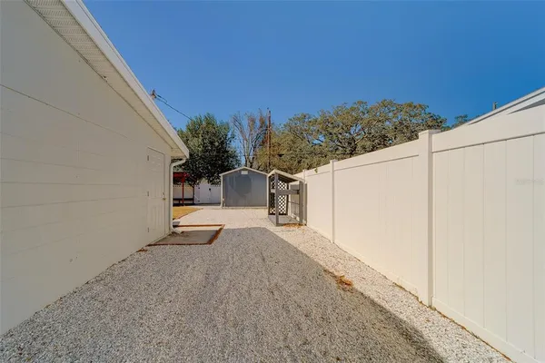 $2,500 | 11128 116th Street, Largo, FL 33778