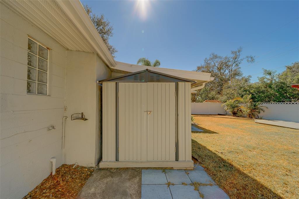 11128 116th Street Largo, FL 33778 - Photo 40 of 50 a view of livingroom with natural light