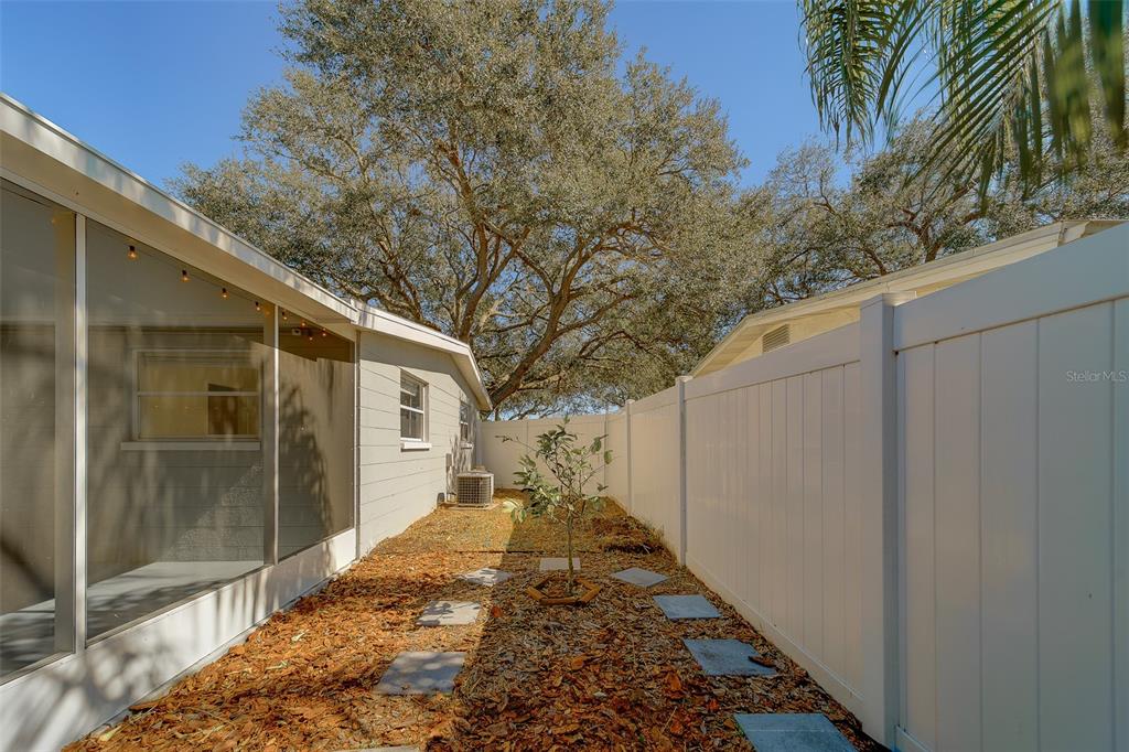 11128 116th Street Largo, FL 33778 - Photo 47 of 50