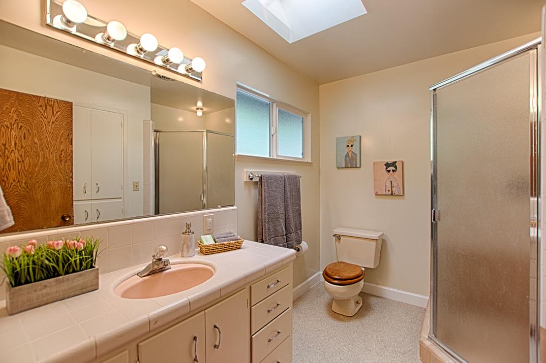 2220 Pleasant Valley Road Aptos, CA 95003 - Photo 9 of 46 Gallery Image 9
