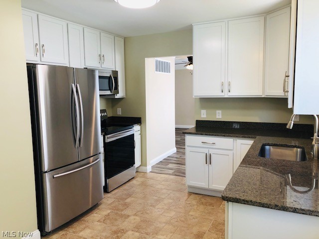 31802 Densmore Road Willowick, OH 44095 - Photo 12 of 32