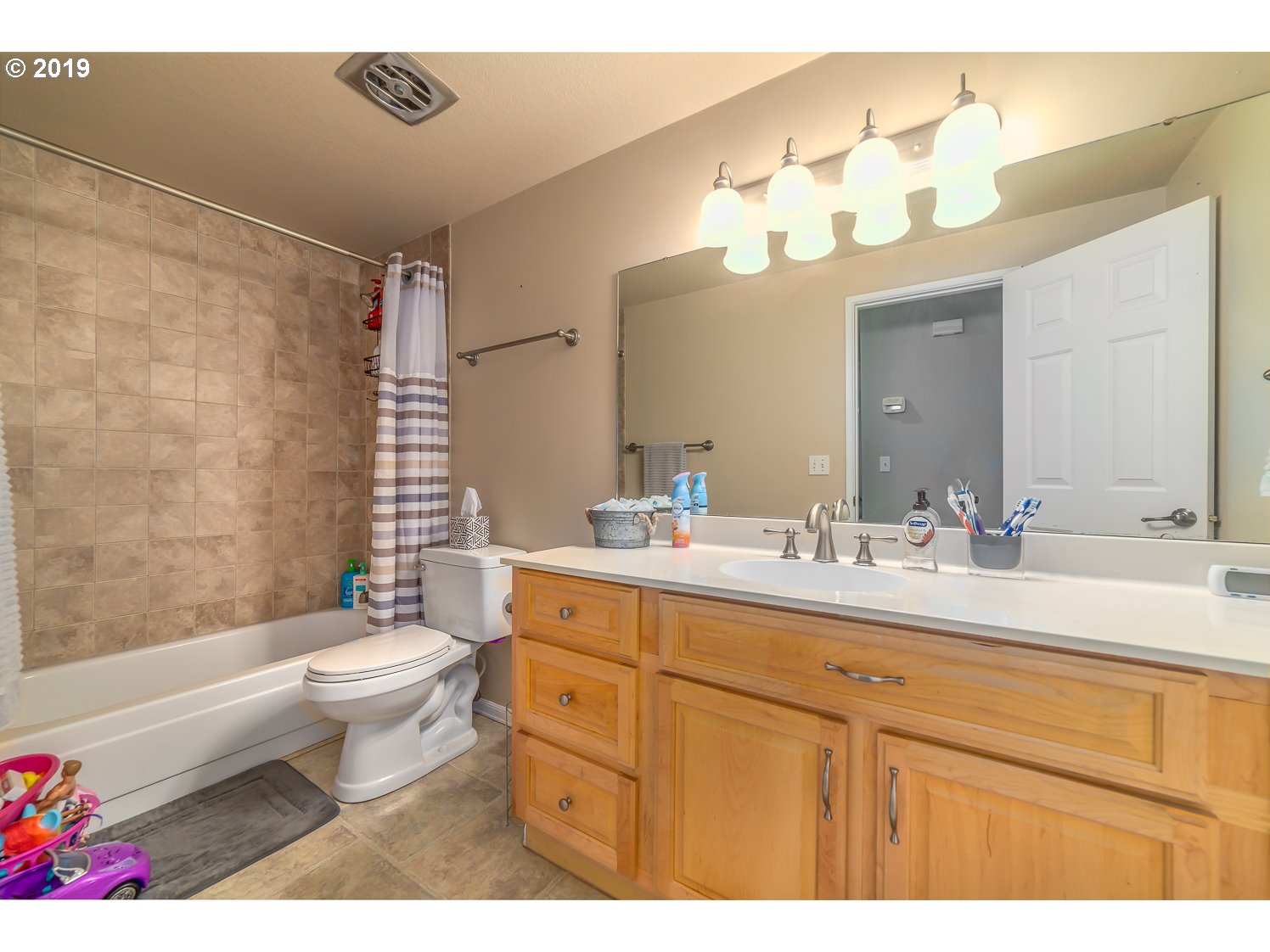 353 South 68th Place Springfield, OR 97478 - Photo 22 of 31 Gallery Image 22