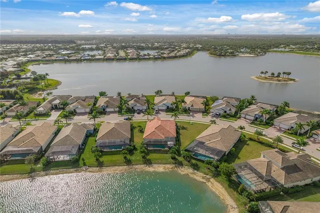 $1,485,000 | 14685 Kelson Circle, Naples, FL 34114