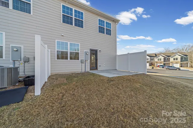 $385,900 | 5044 Moss Pne Way, Fort Mill, SC 29708