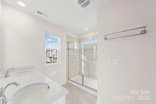 $385,900 | 5044 Moss Pne Way, Fort Mill, SC 29708