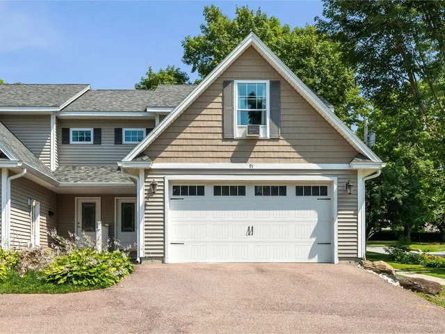 $369,900 | 91 Messenger Street, St. Albans, VT 05478