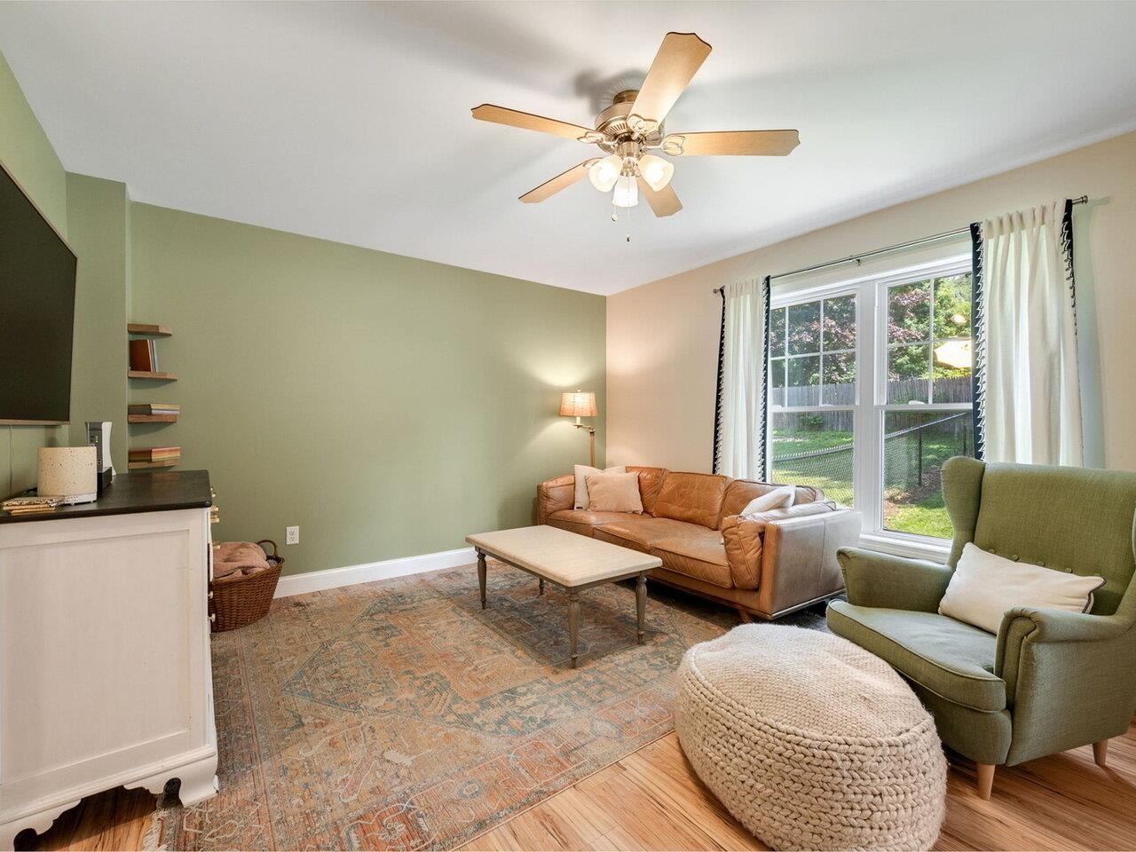 91 Messenger Street St. Albans, VT 05478 - Photo 4 of 44