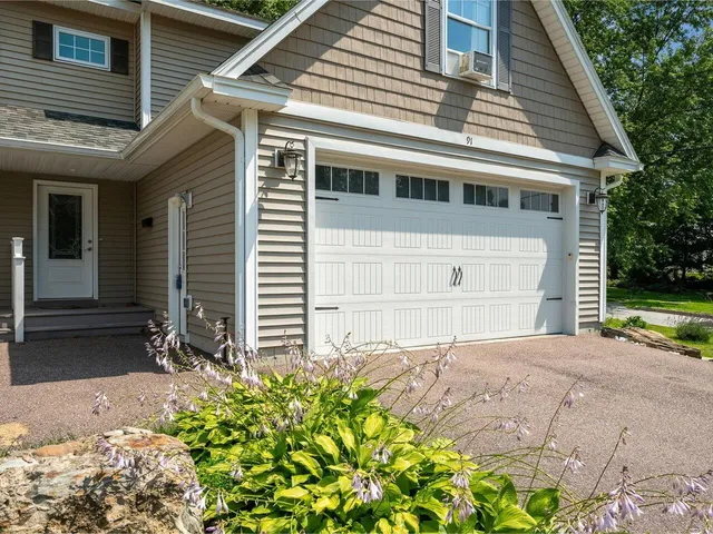 $369,900 | 91 Messenger Street, St. Albans, VT 05478
